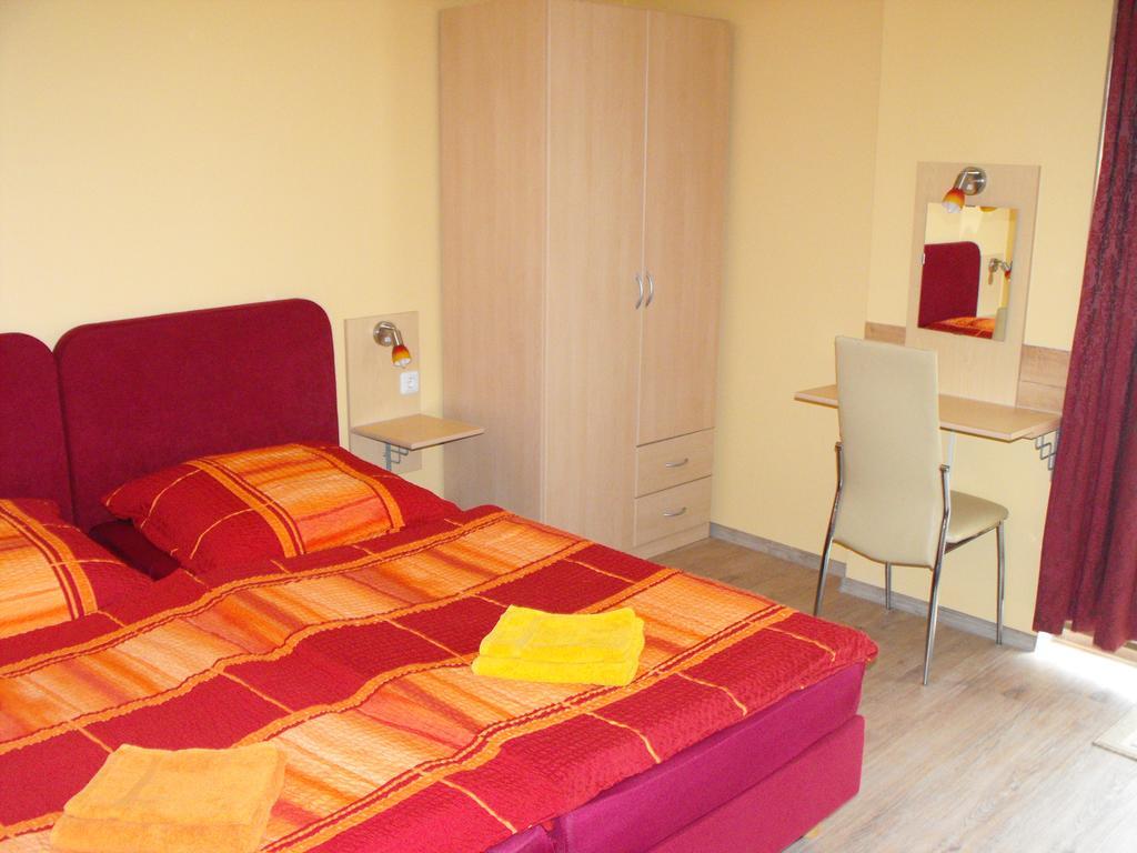 Pension Fuerst Borwin Markgrafenheide Room photo